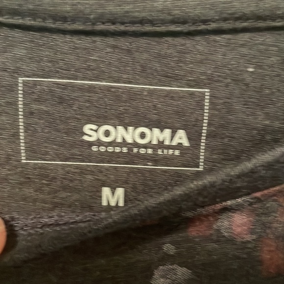 Women’s Medium Short Sleeve NWT - Picture 2 of 6